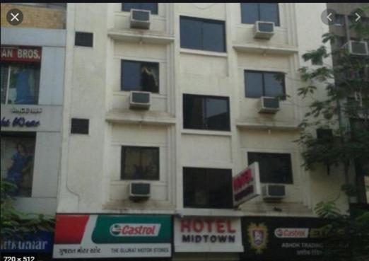 Midtown Hotel Αχμπανταμπάντ Εξωτερικό φωτογραφία